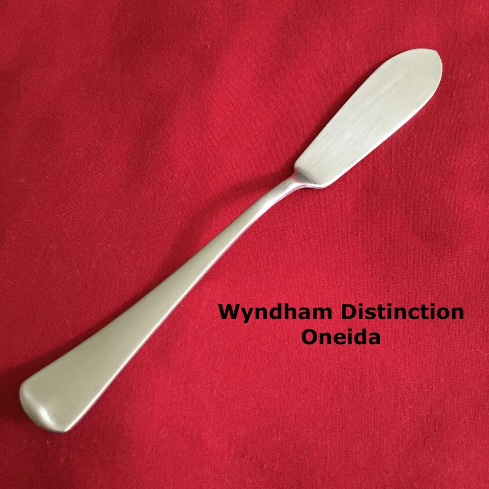 Oneida WYNDHAM DISTINCTION Master Butter Knife 6 3/8