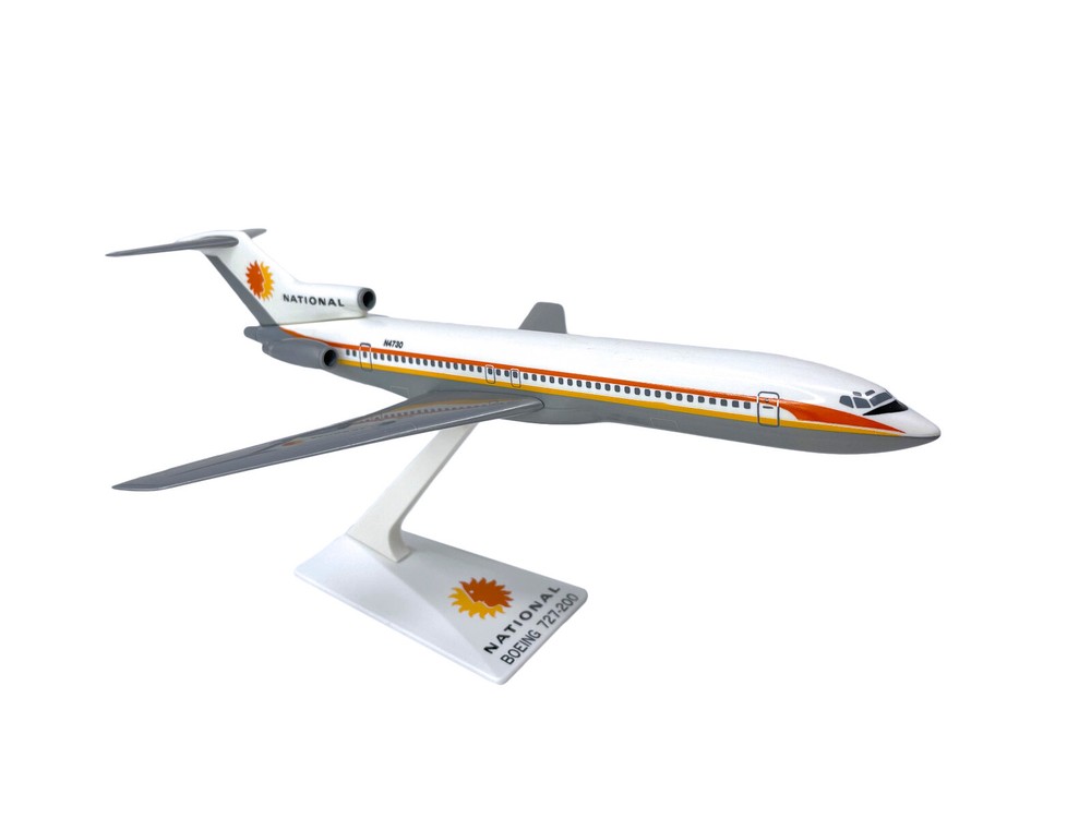 Flight Miniatures National (67-80) 727-200 1:200 Scale Model Airplane