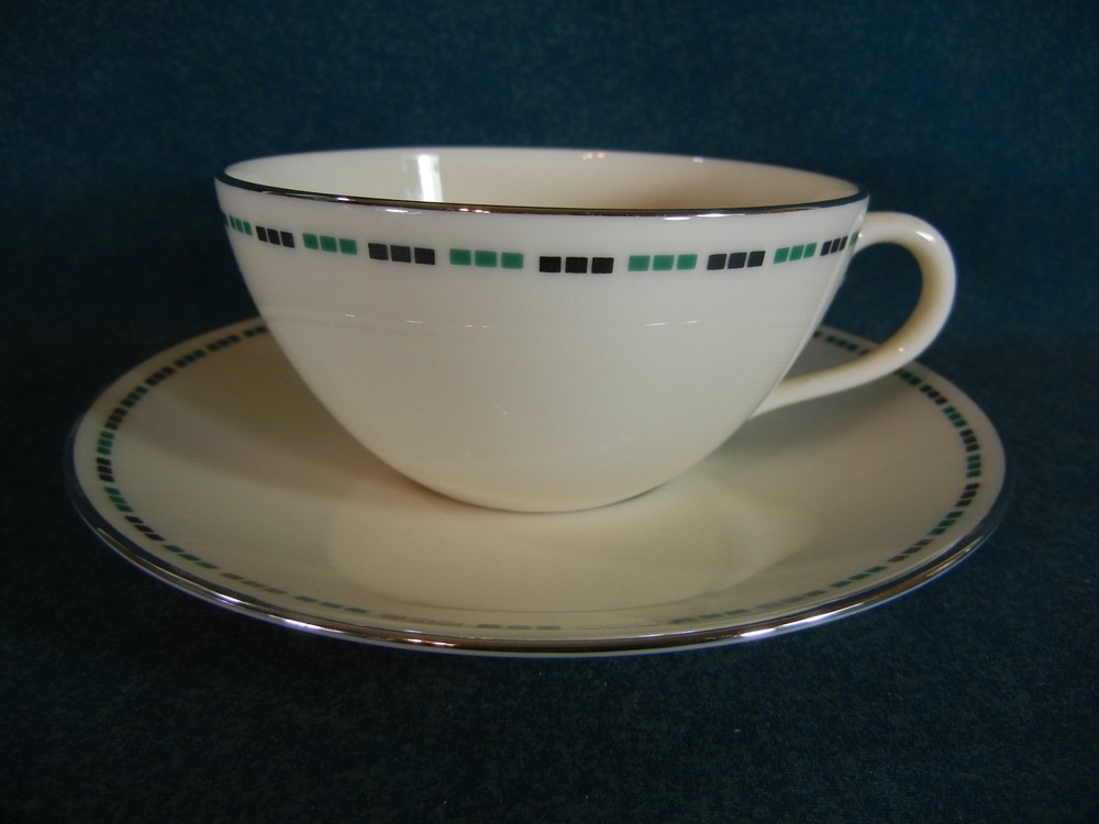 Lenox Oslo H520 Cup and Saucer Set(s)