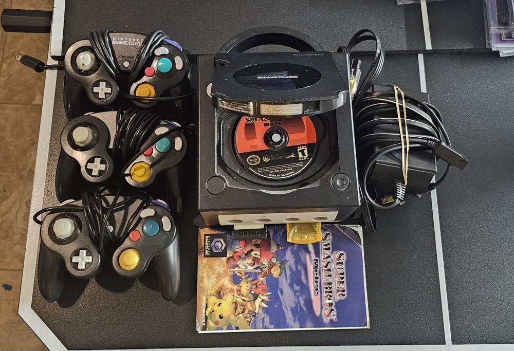 Nintendo GameCube Console Bundle Smash Bros Melee All Characters Tested /2 CARDS