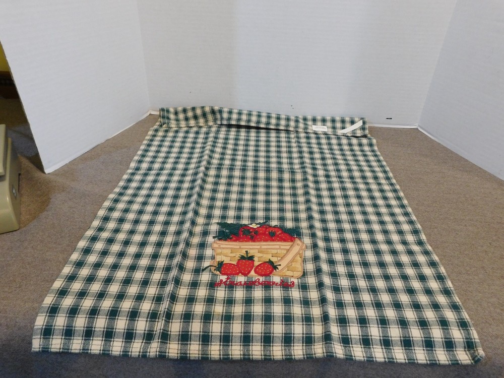 Green Check Dish Towel with Embroidered Strawberry Basket - Tagless  