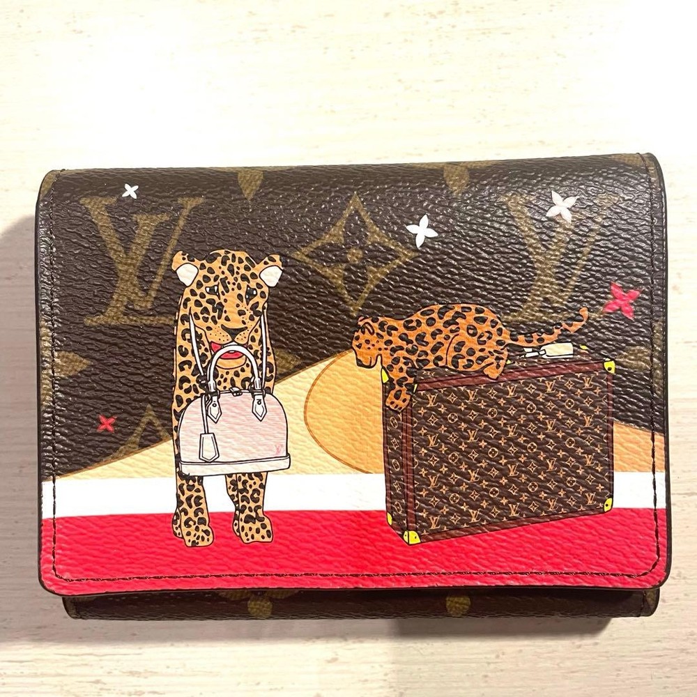 Christmas sale underway! Louis Vuitton⭐️Wallet⭐️Limited Edition Monogram...-image