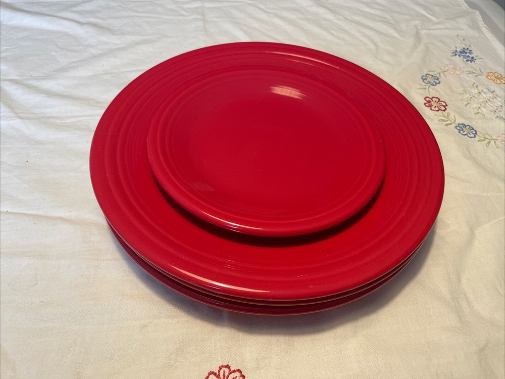 Scarlet Red Fiestaware 10.5