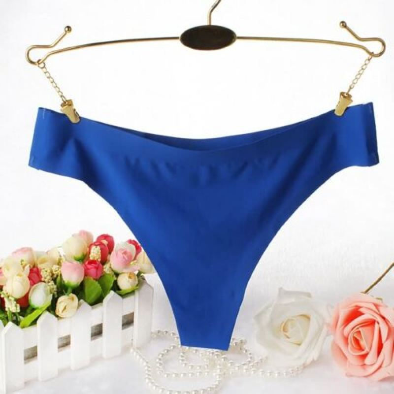 Seamless Low-Rise Cotton Thong Underwear for Women