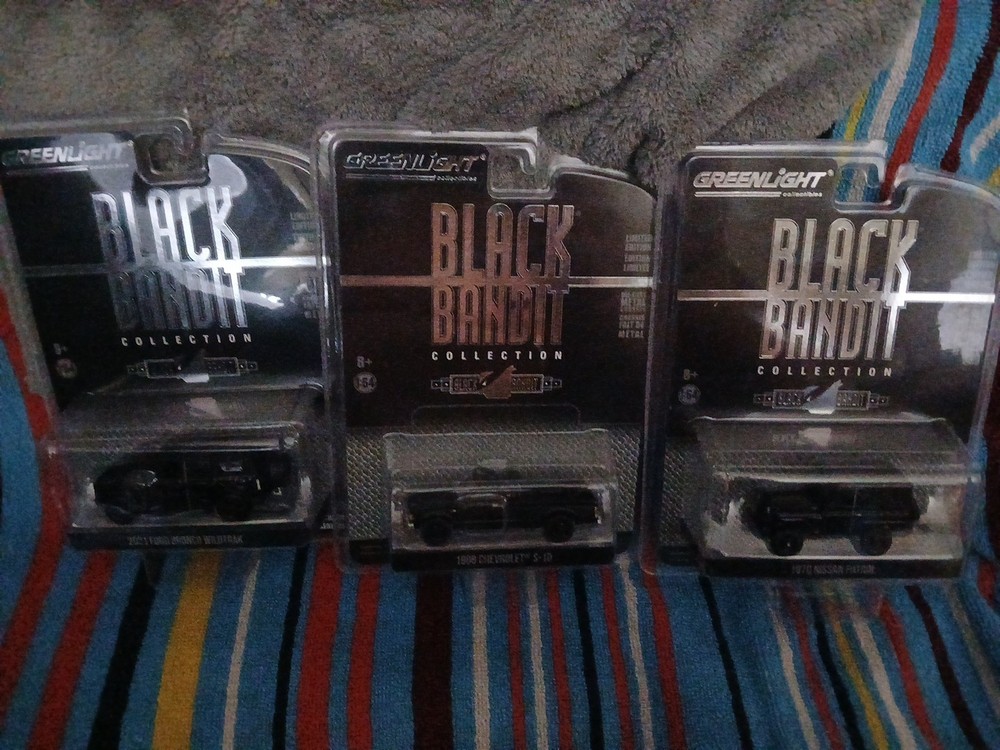 greenlight 1:64 black bandit Lot of 3