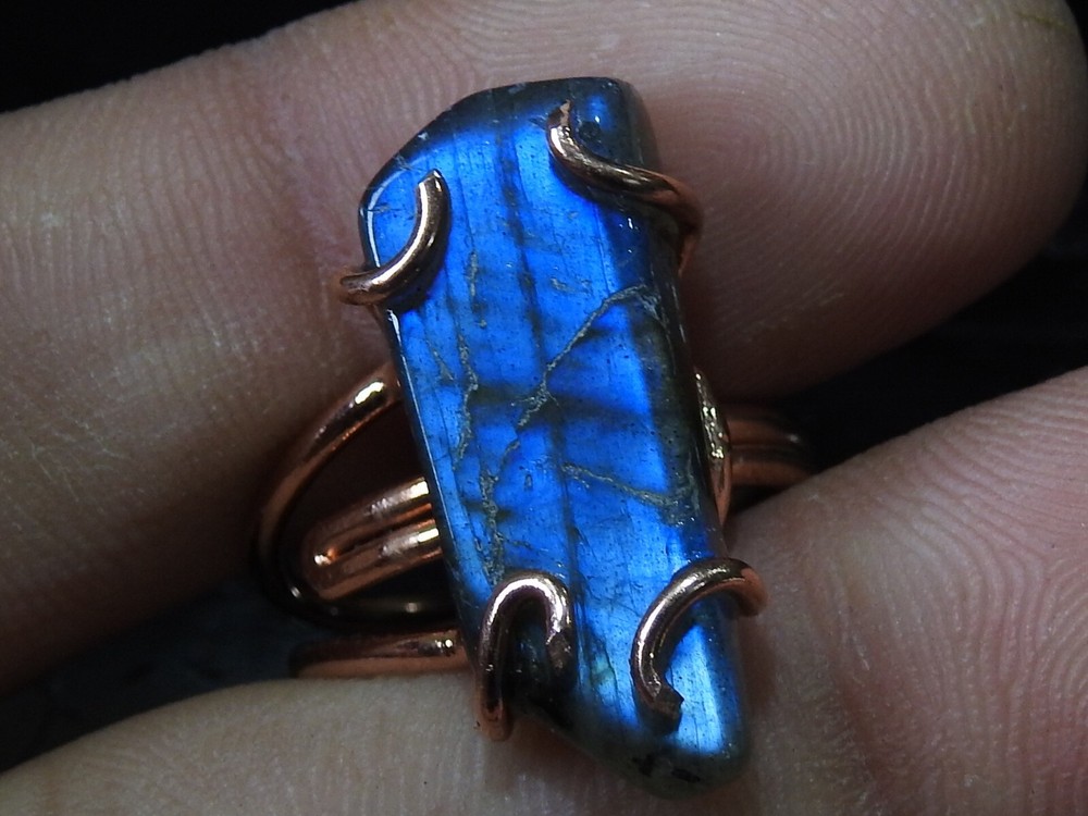 Labradorite rough ring with multi flash fire in copper wire wrap jewelry