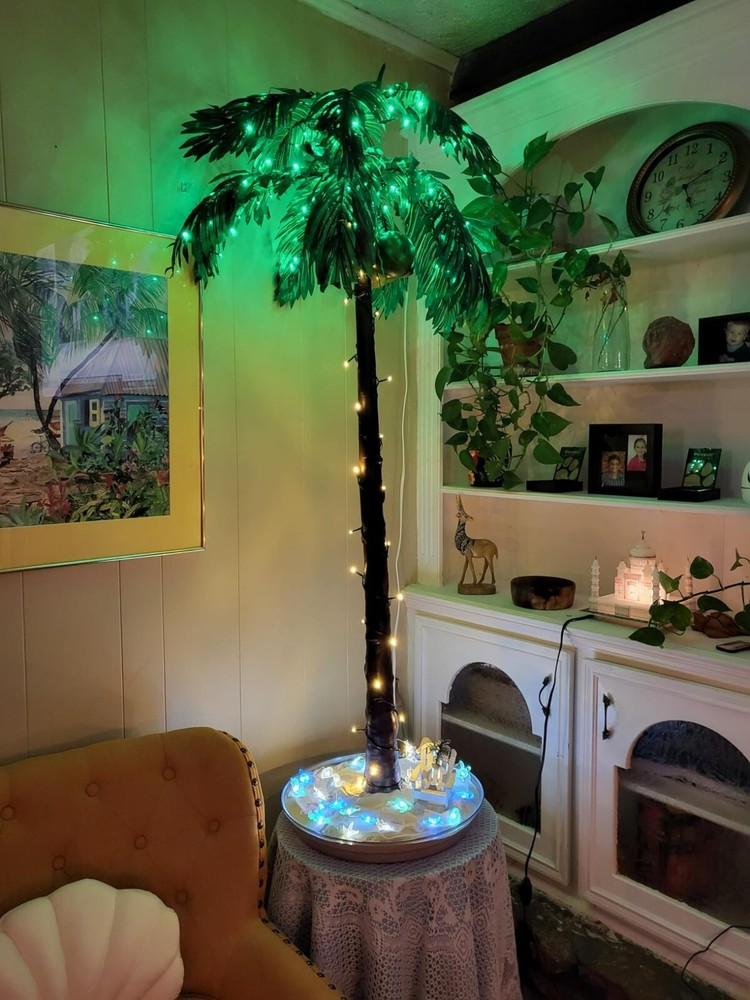 6 FT Outdoor LED Lighted Artificial Palm Tree with Coconuts Tropical Decor