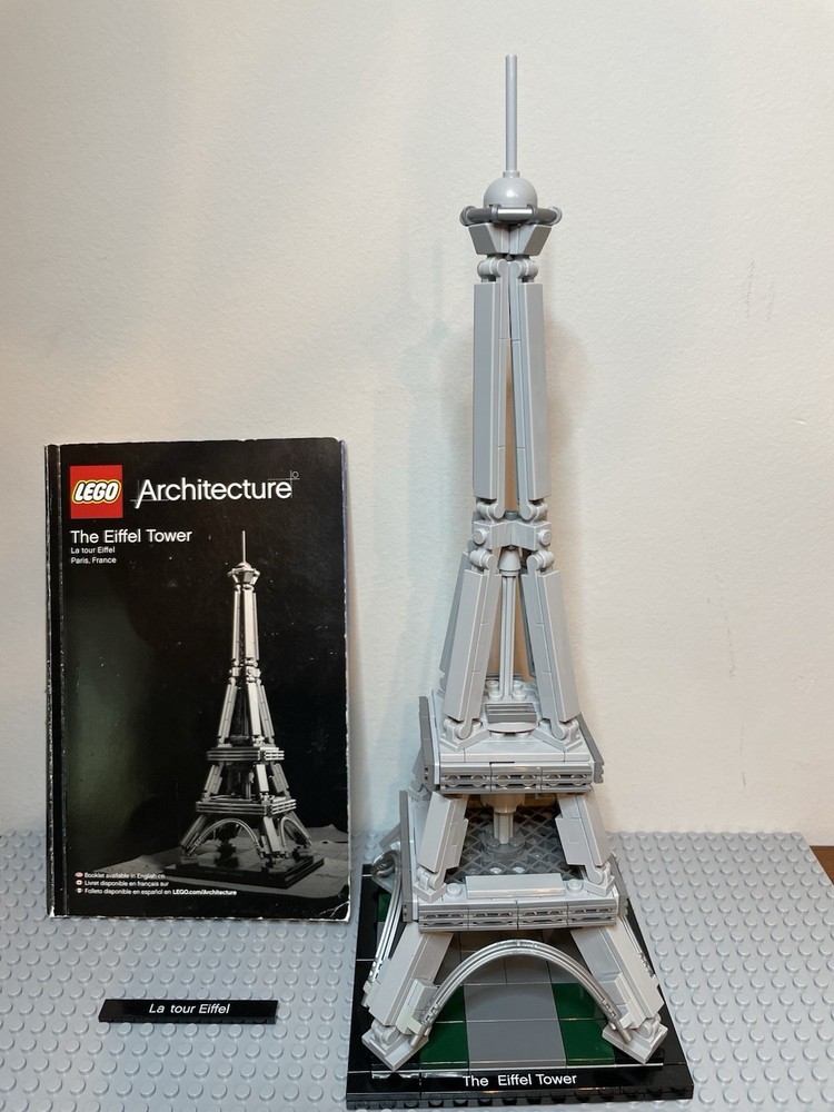 LEGO Architecture Eiffel Tower 21019 Building Set Used Condition