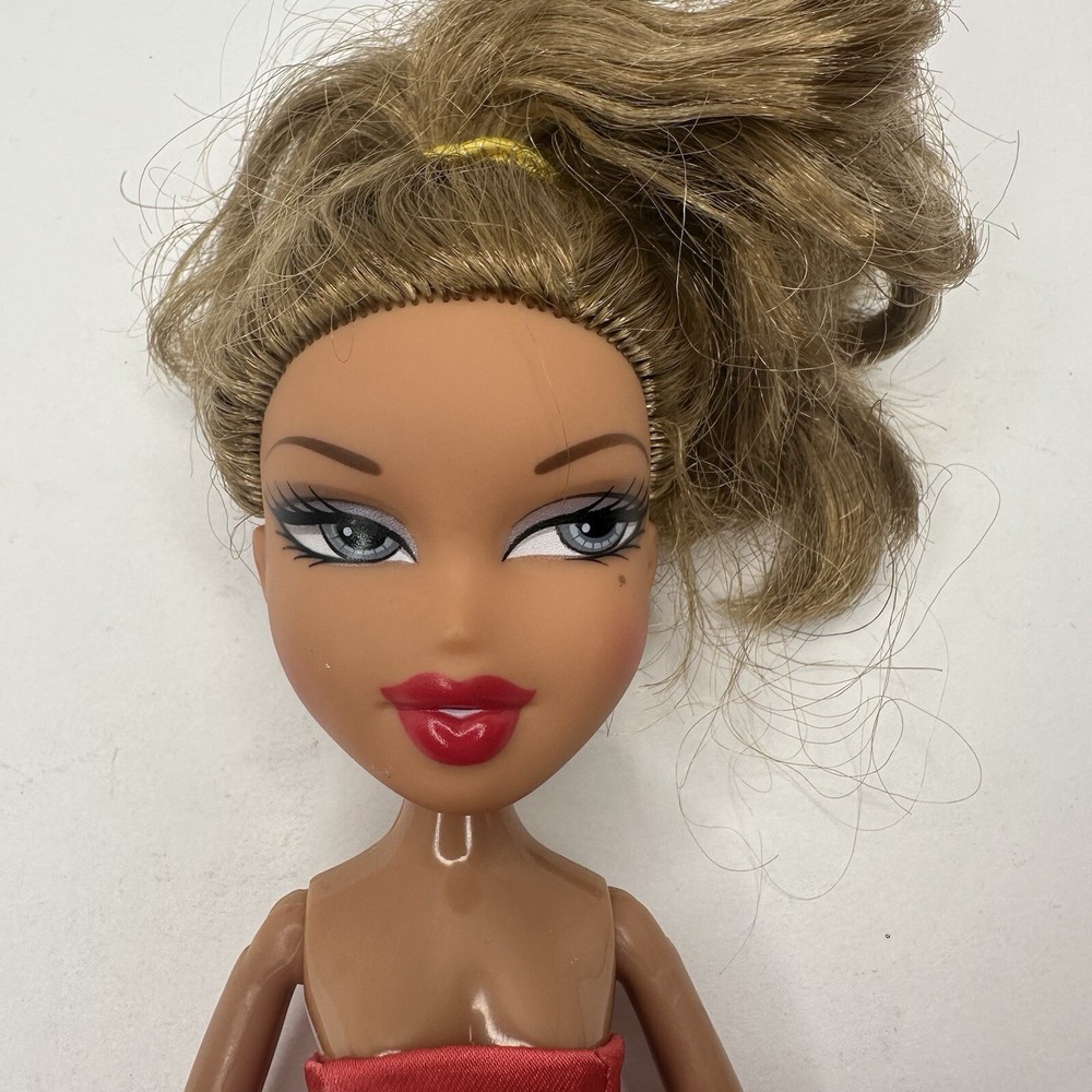 2001 Brown Hair Orange Dress Bratz Doll Collectible Toy