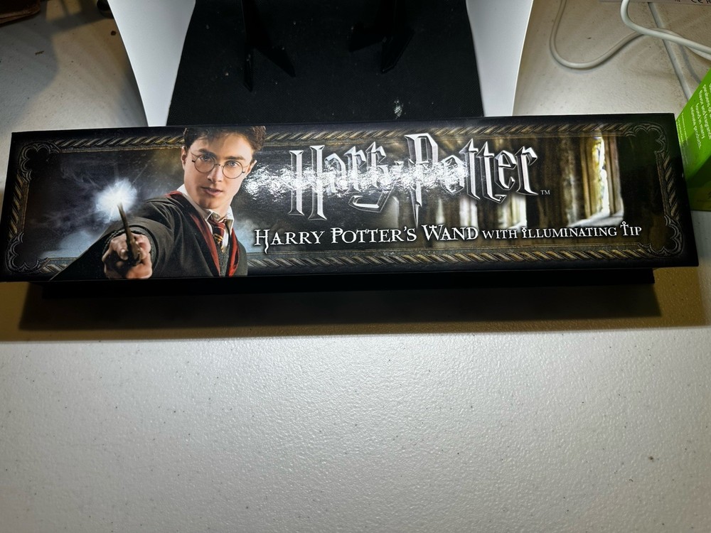 Harry Potter 14-Inch Light-Up Magic Wand with Glowing Lumos Tip