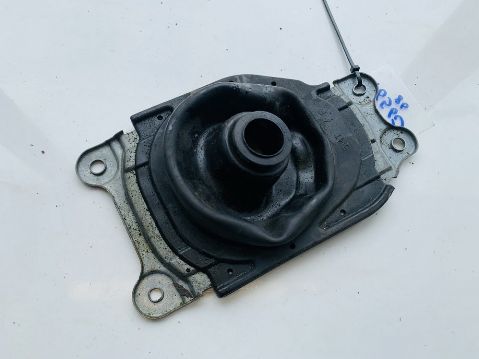 Mazda RX-8 DE1376886-79 Other Parts F151644811