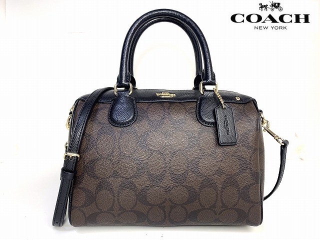 COACH Bennett Signature Satchel 2-Way Luxury Shoulder Bag Elegant Design