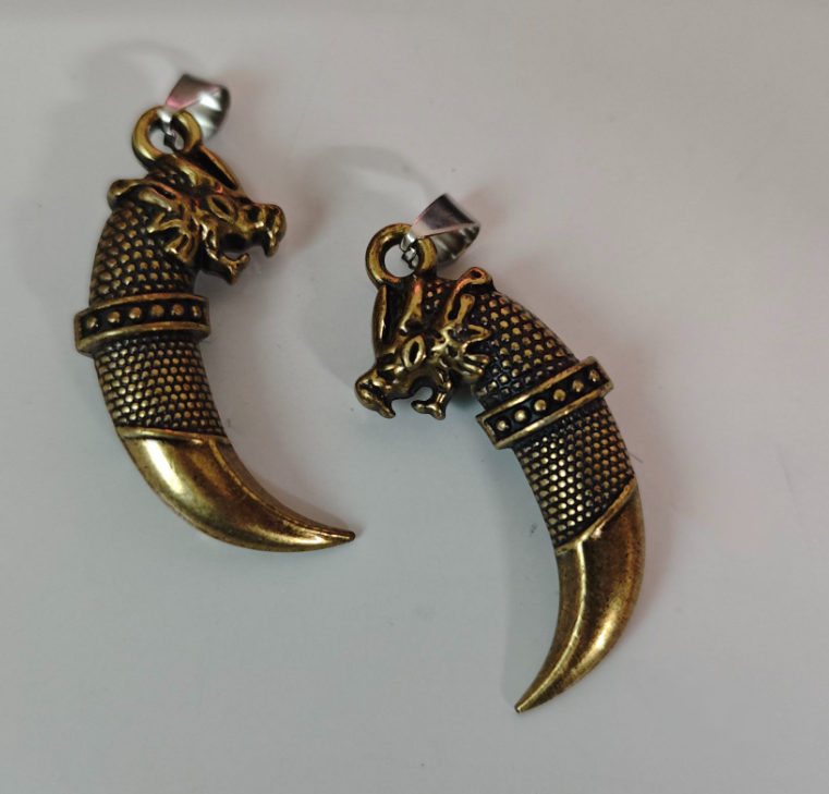 Free shipping of 2pcs wolf tooth couple titanium steel pendants 40x20mm