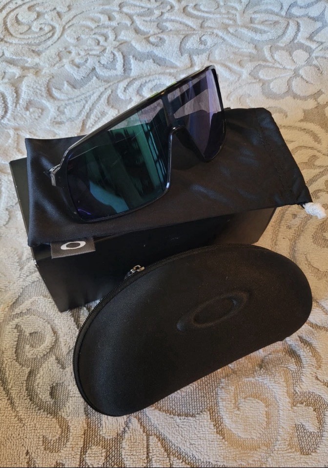 Oakley Sutro Lite Men's Wrap Sunglasses - Blue