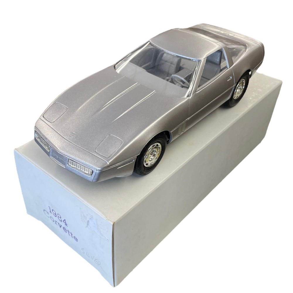 1984 Chevrolet Corvette Convertible Silver Dealer promo model Amt Ertl