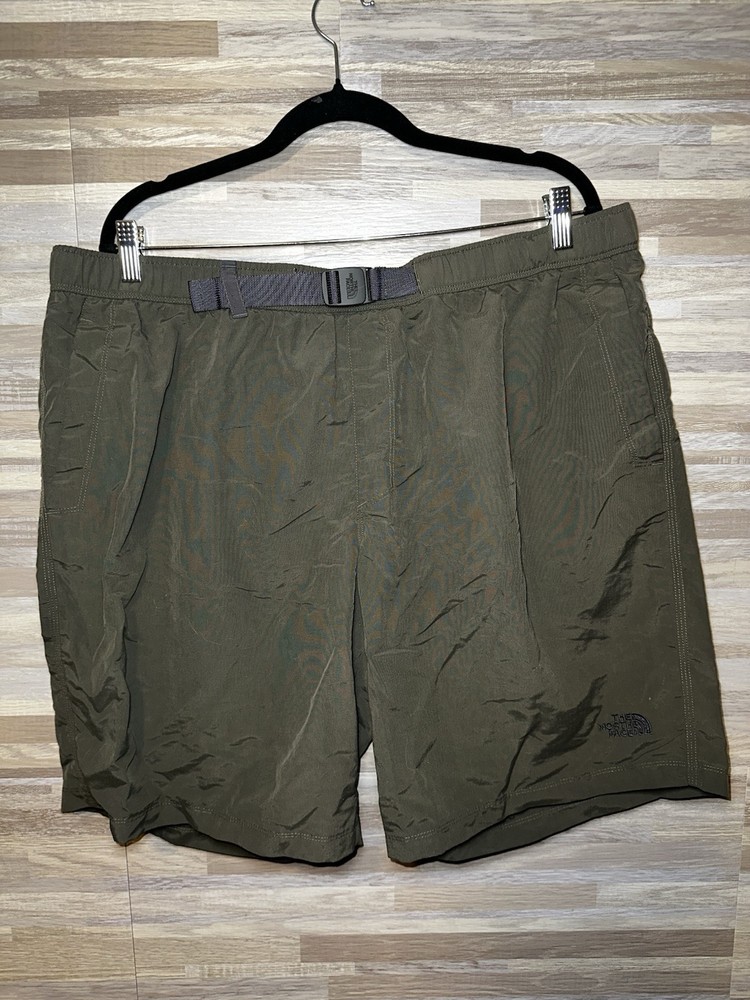 The North Face Cargo Shorts Men's XXL Green Hiking Outdoor Summer Belted Comfy