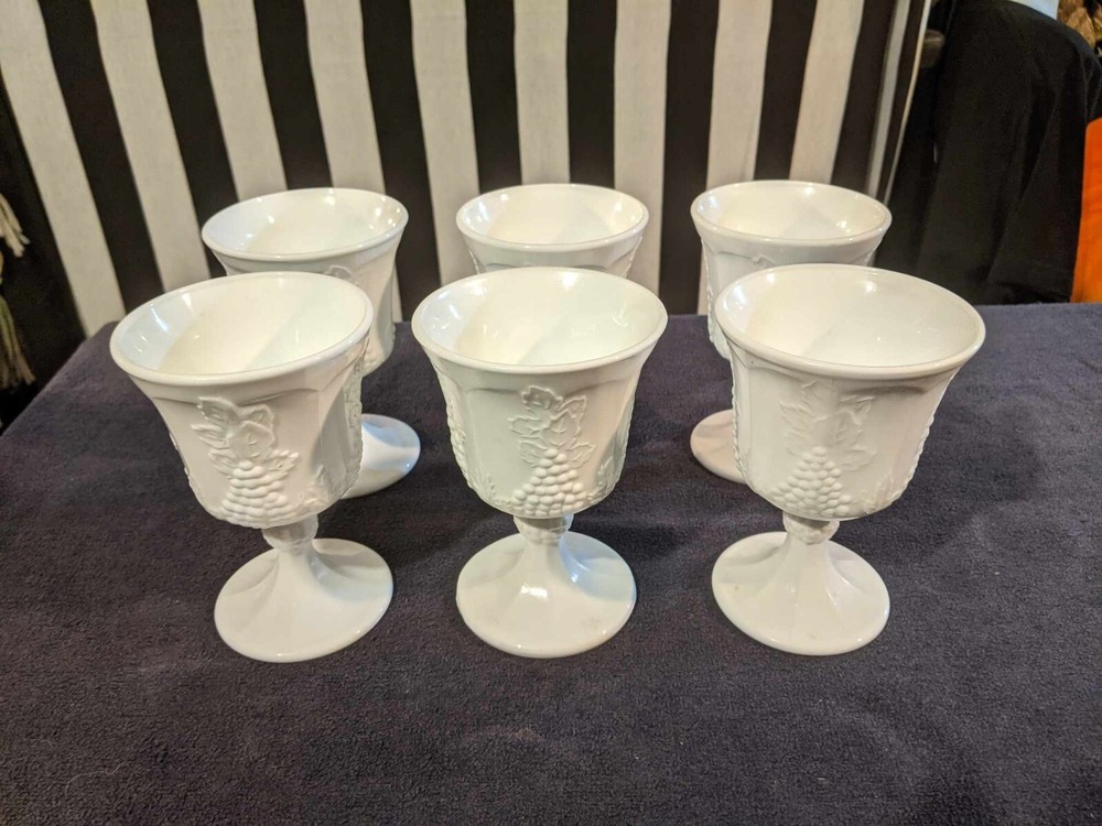 Vintage Harvest Grape Milk Glass Goblet Wine Glass