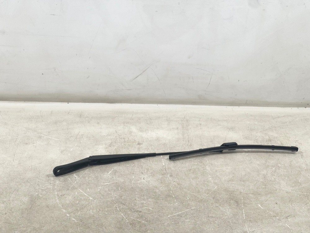 17-20 JAGUAR F-PACE FRONT RIGHT RH PASS SIDE WINDSHIELD WIPER ARM & BLADE OEM