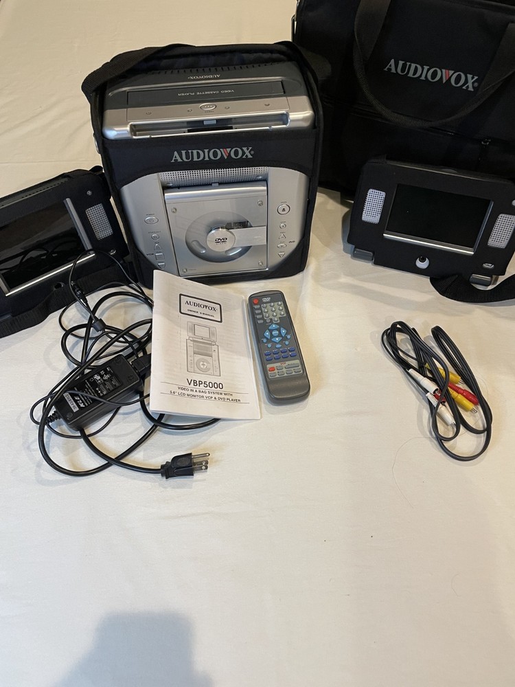 AUDIOVOX VBP5000 Portable VHS/DVD Player with 5.6