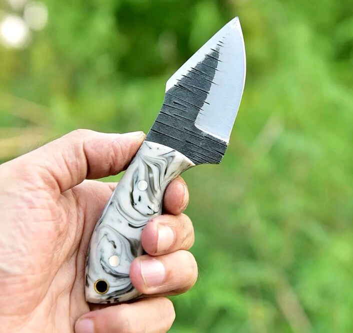 Mini Skinner Carbon Steel Full Tang Handmade Knife