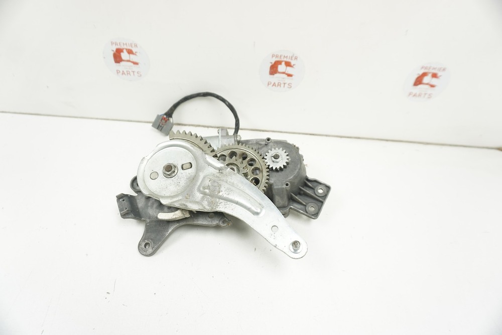 14 15 16 17 2009-2017 Chevrolet Traverse Rear Power Tailgate Liftgate Motor Used