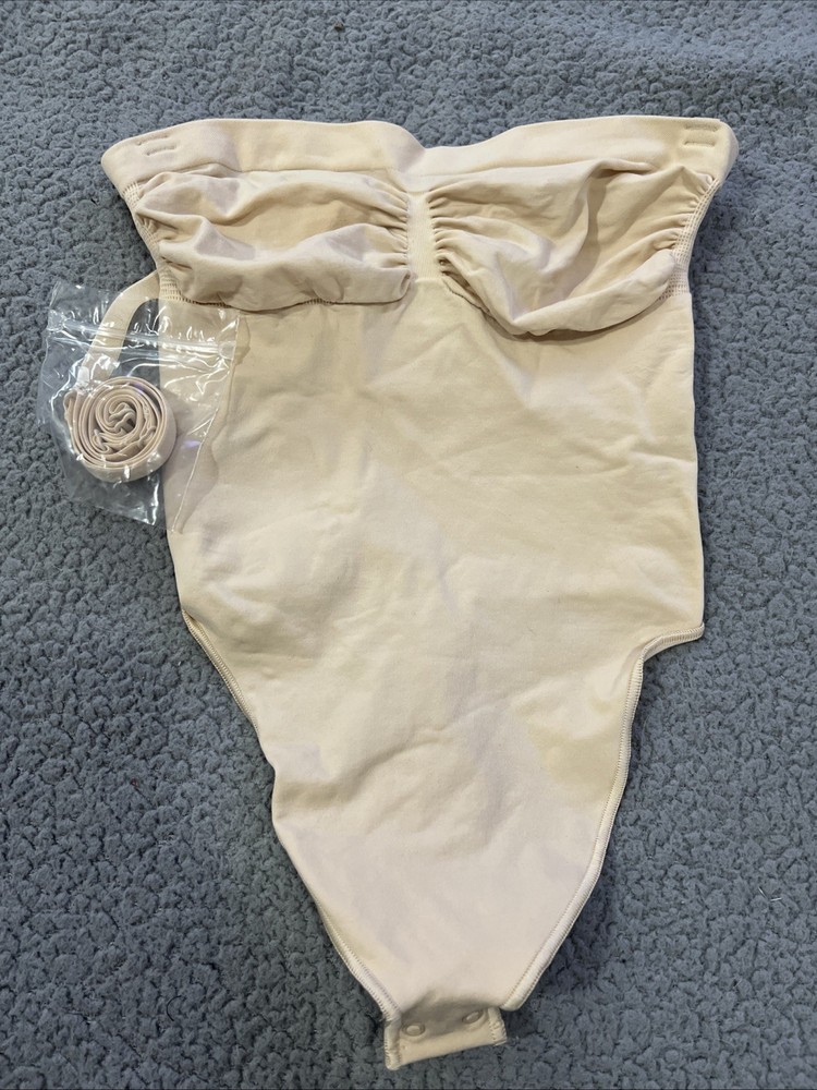 Skims Seamless Sculpt Strapless Thong Bodysuit Size Large Beige
