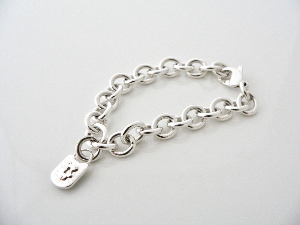 Tiffany & Co Key Keyhole Padlock Bracelet Charm Chain Silver Pouch Clasp 7.25 In