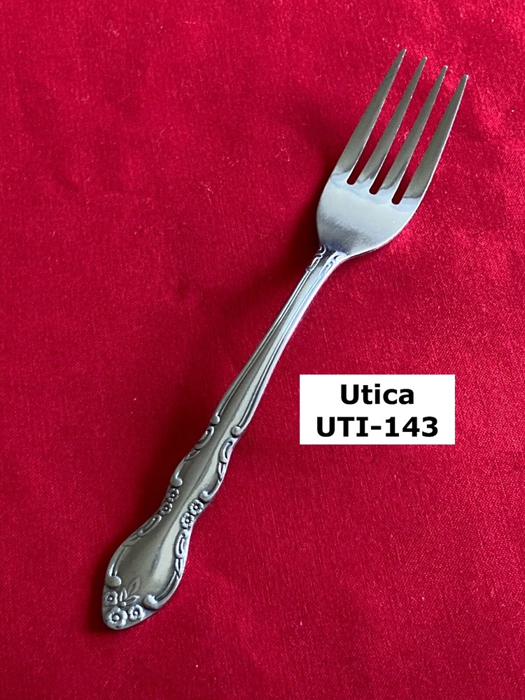 Utica UTI-143 Three Flowers on Tip Salad Fork 6 1/2