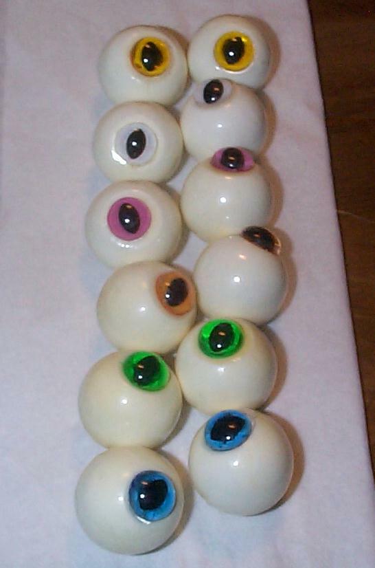 Clearance Sale - 12 White Floatable Eyeballs - Cat Eyes - - New/Old Stock-image