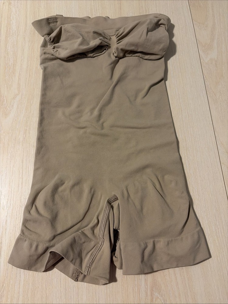 Skims Seamless Sculpt Strapless Bodysuit NoStrapsIncluded Size Large Beige