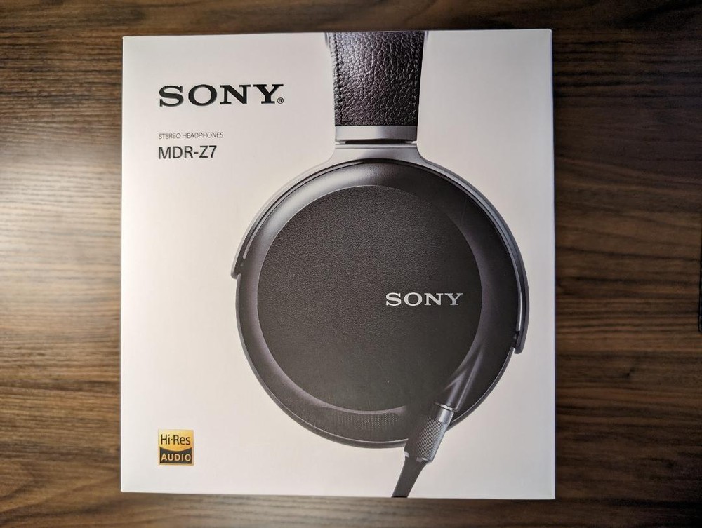Sony MDR-Z7 Stereo Headphones Black High Resolution From Japan Used