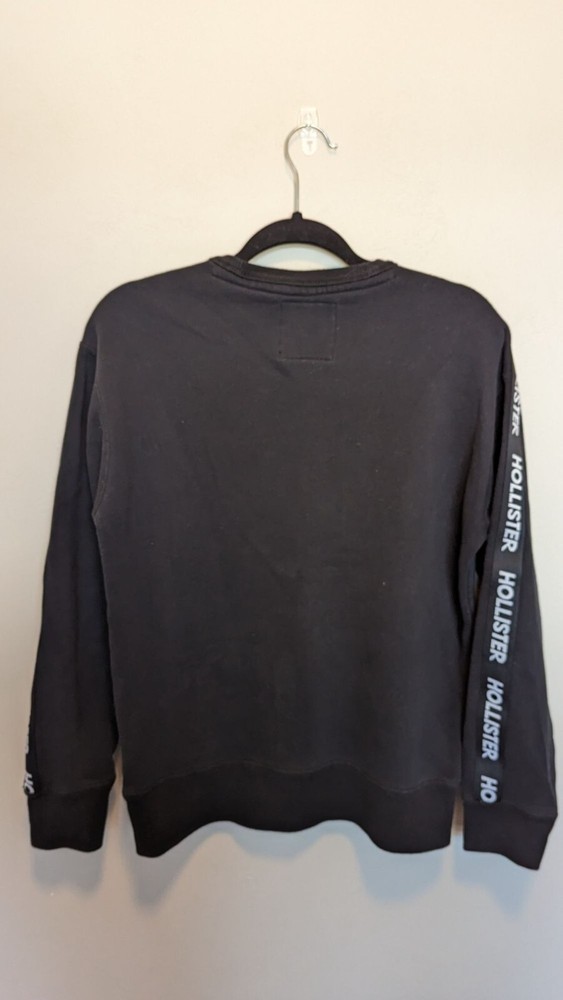 Hollister Small Logo Pullover  Sweater