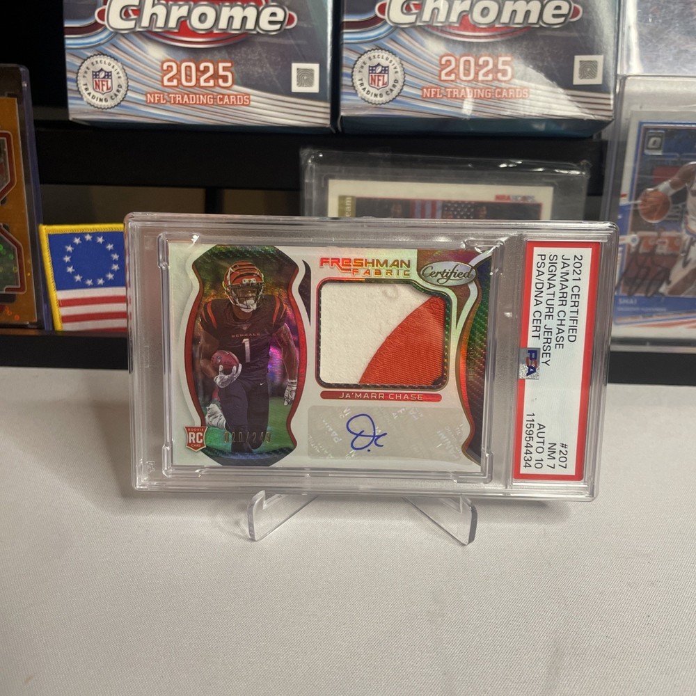 2021 Panini Certified - Freshman Fabric Mirror Signatures Ja'Marr Chase /249