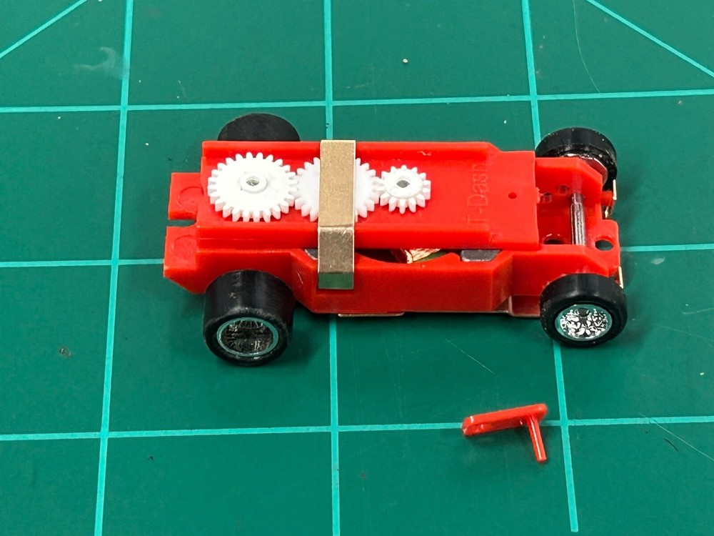 New Red Dash Gen 2  T-jet Style Chassis Works On AFX And Aurora Track