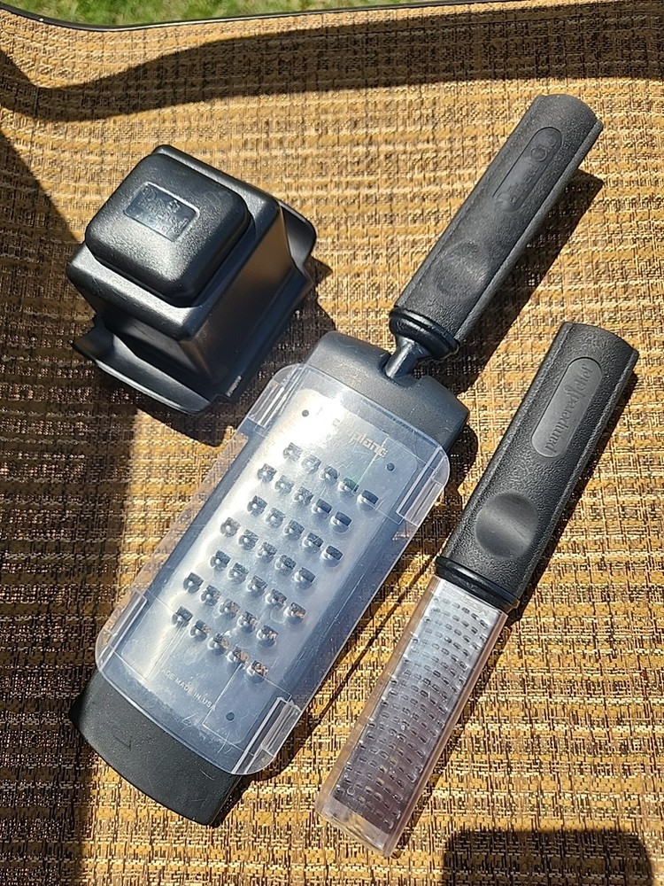 Pampered Chef Microplane Grater with Holder and Mini Grater Attachment