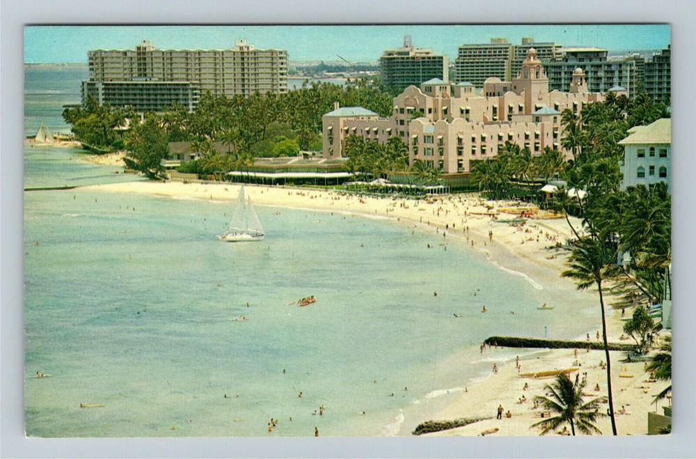 Honolulu HI-Hawaii, Waikiki Beach Vintage Souvenir Postcard