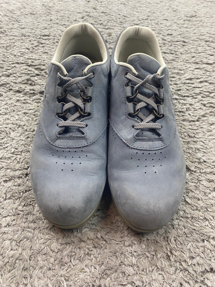 SAS Sneakers Women 8M Free Time Gray Suede Lace Up Comfort Walking Athletic Shoe