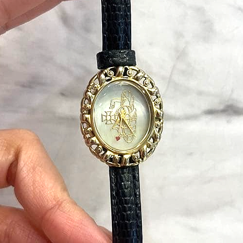 Vivienne Westwood Wirstwatch Gold Rococo Case Black Leather Band from Japan