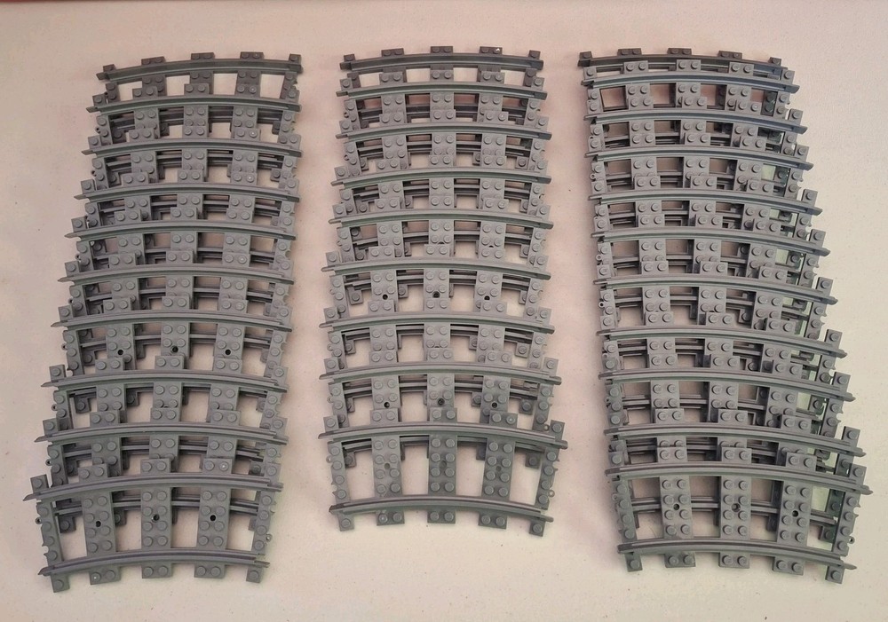 LEGO Dark Gray Curved Train Tracks 30-Piece Set for City Trains