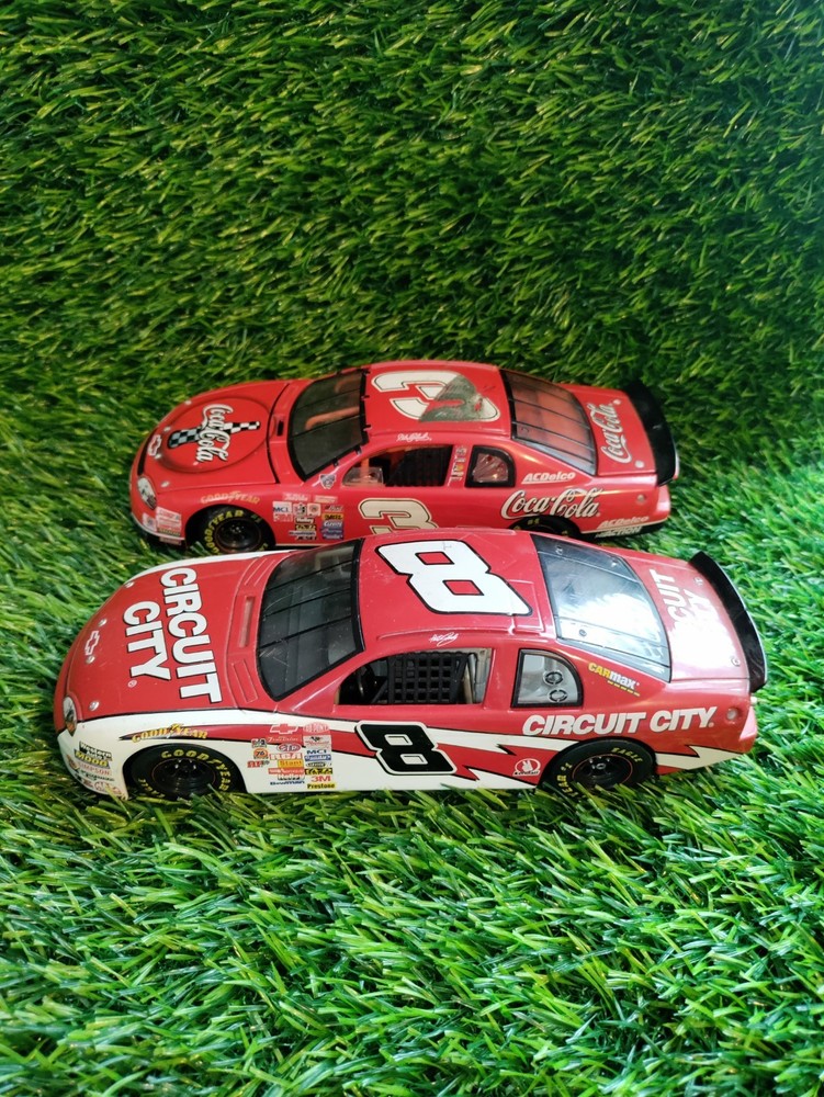 2 Hut Stricklin #3 #8 Circuit City 1998 Monte Carlo 1:24 RCCA BWB Dale