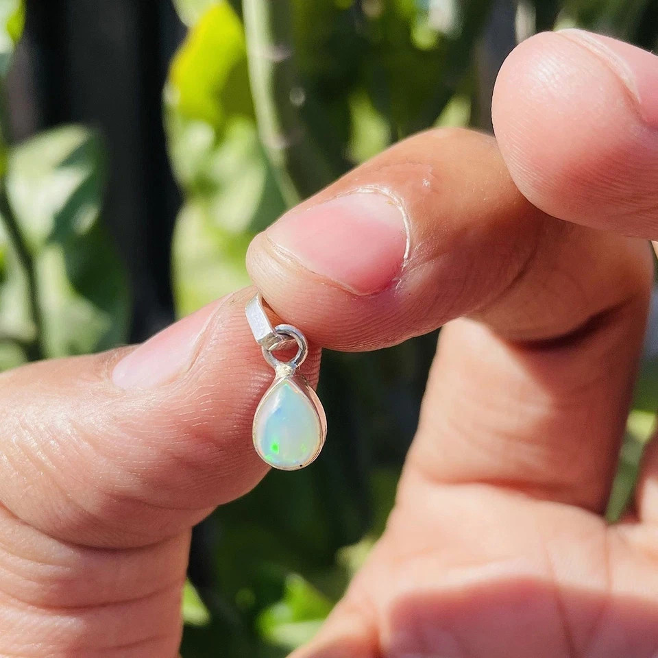 10.30 Ct Natural Ethiopian Welo Opal 925 Sterling Silver Pendant Loose Gemstone