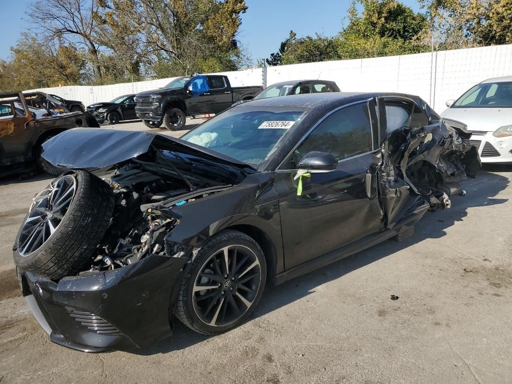 Passenger Tail Light Decklid Mounted LED Clear Lens Fits 18-19 CAMRY 4716784