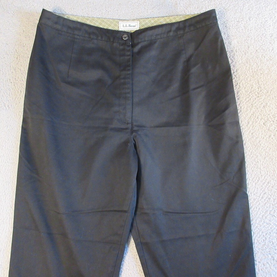 LL Bean Pants 16 Petite Womens Taper Leg 100% Cotton Measures 34x28