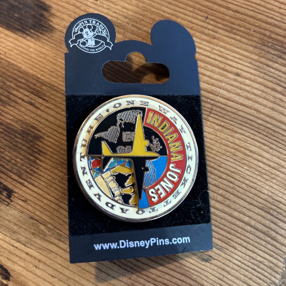 Indiana Jones™ DISNEY PARKS Adventure Ticket (Spinner) TRADING EXCLUSIVE Pin