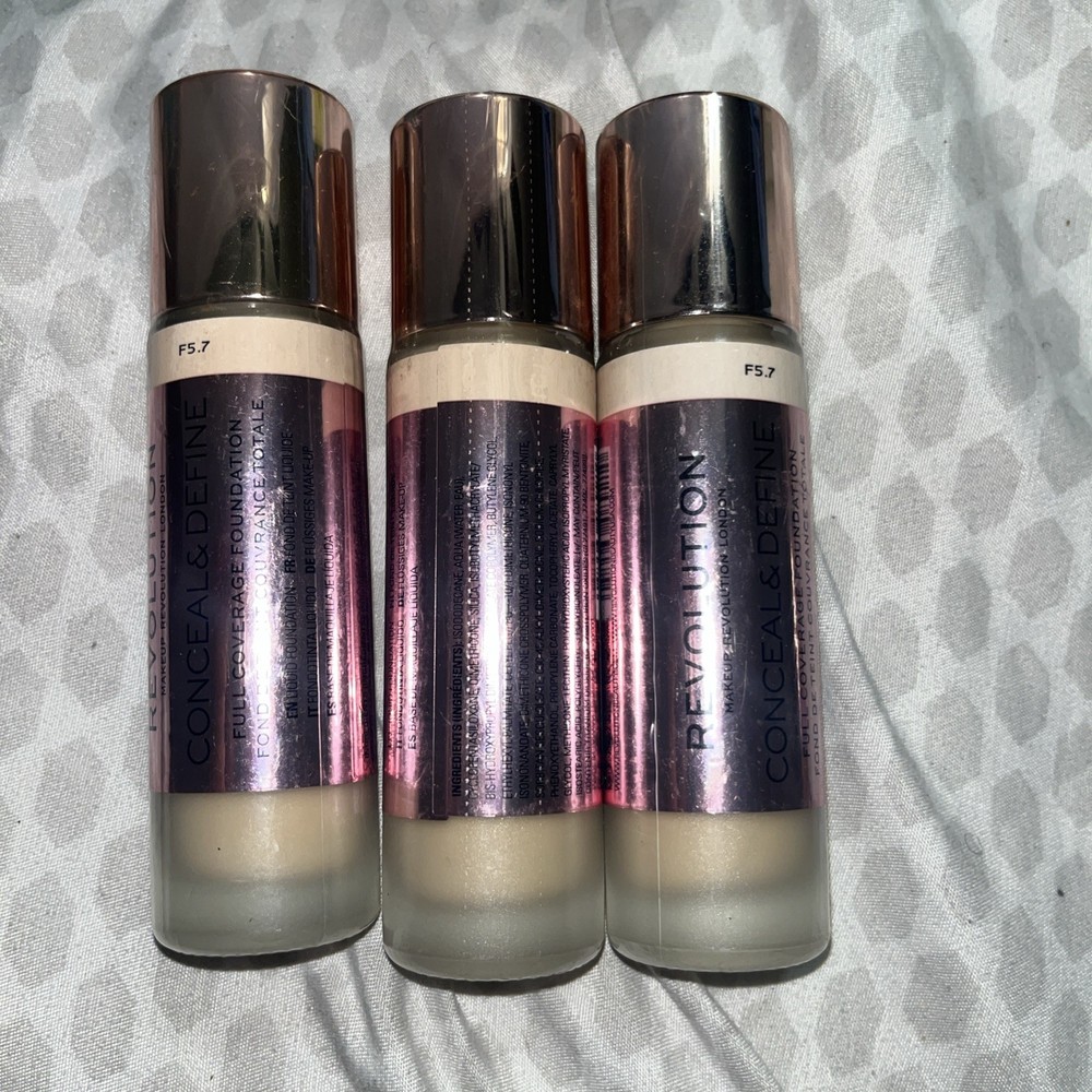 REVOLUTION CONCEAL & DEFINE FULL COVERAGE FOUNDATION .8OZ IN # F5.7  SEALED