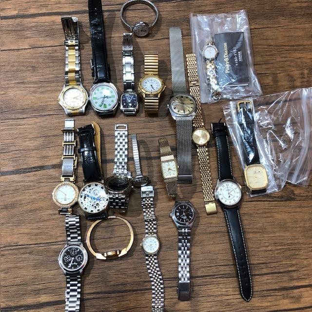 Balenciaga Seiko Polo 19-Piece Watch Set Dead Battery Used 0707