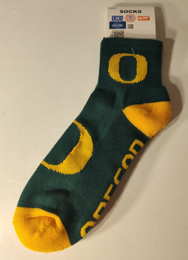 Oregon Ducks Socks NWT NCAA For Bare Feet Adult Large Size 8-13 Logo AKM