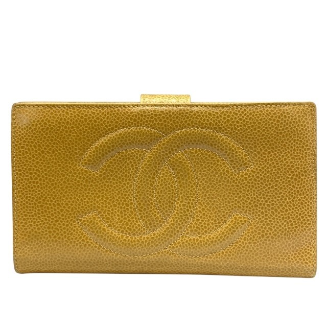 CHANEL Caviar Skin Bi-fold Long Wallet with Clasp Coco Mark