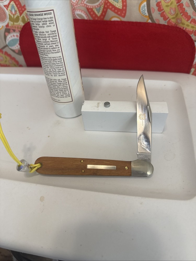 GEC Great Eastern Cutlery 65 Horse Apple Hogan 651122SS Texas Made Osage Orange Wood Pocket Knife