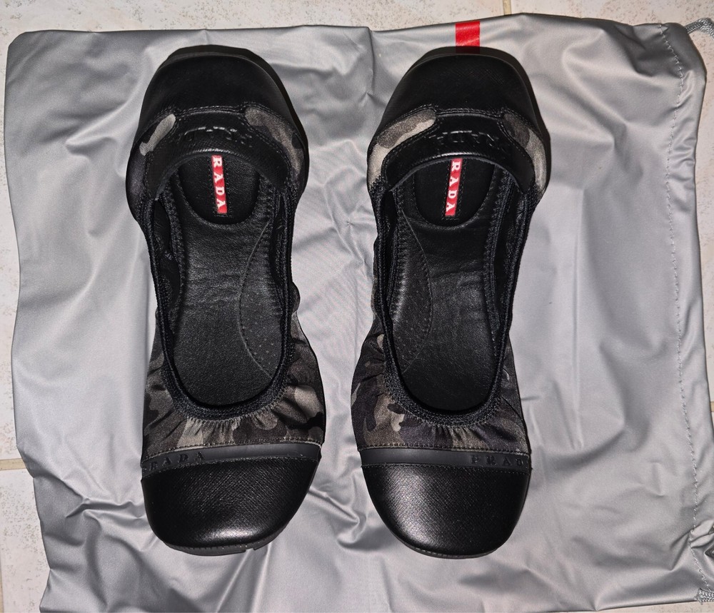 Prada Camo Scrunch Ballet Flats Size 38 US 7.5